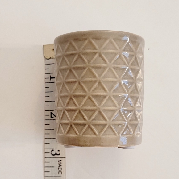 Mini Planter - Picture 3 of 7